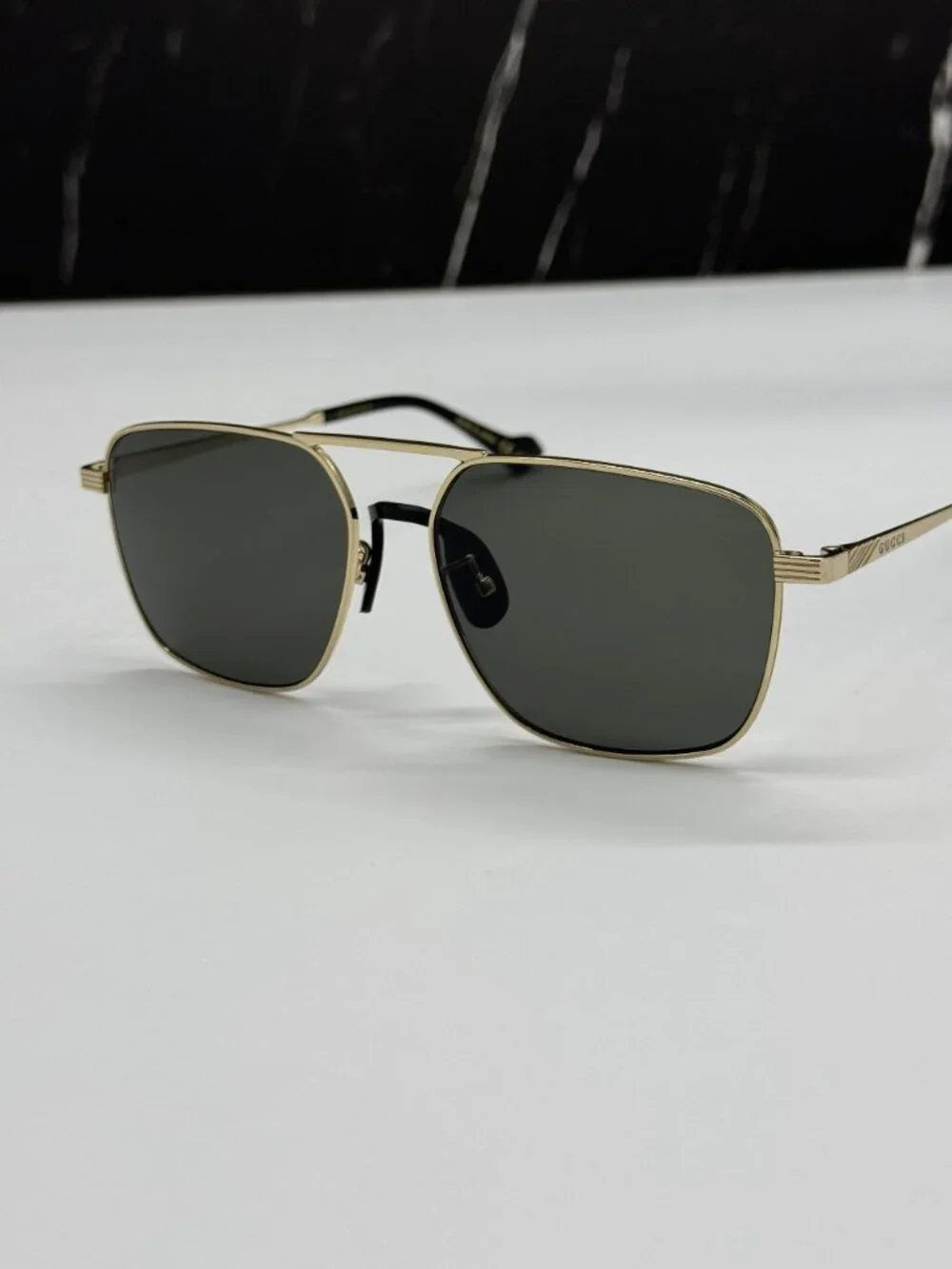 NEW GUCCI GG0743S 001 SUNGLASSES GOLD/GRAY UNISEX EYEWEAR
